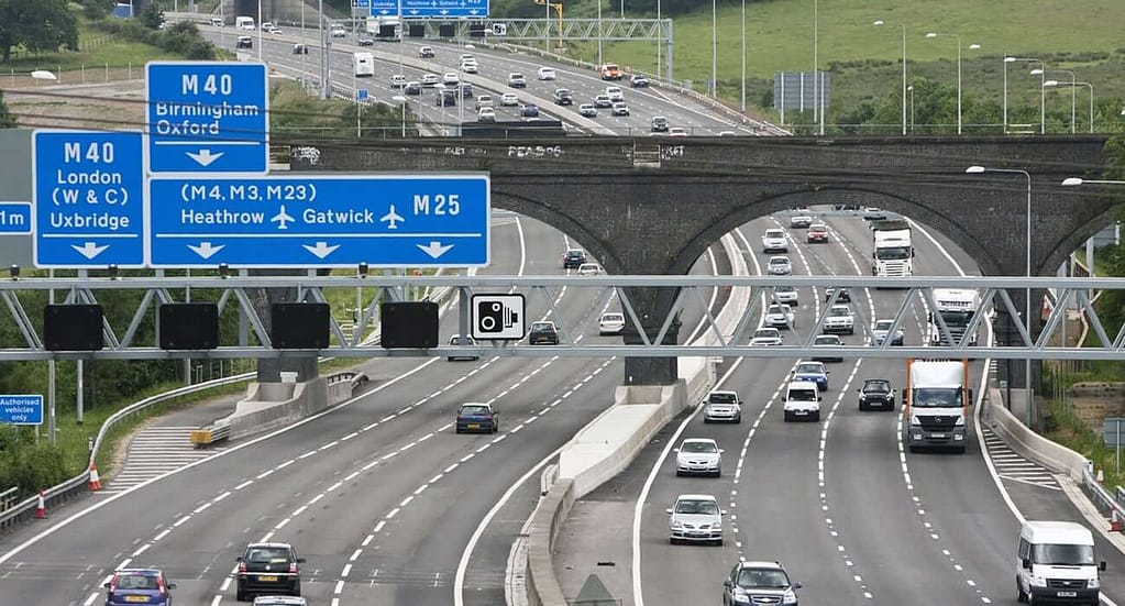 M25 motorway AgileAssets and ConnectPlus